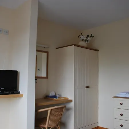 Kemar House Post Code F26rr28 Bed and Breakfast