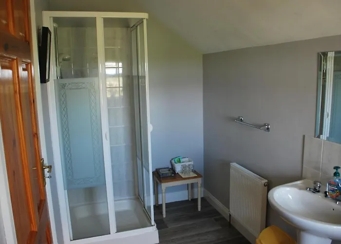 Kemar House Post Code F26rr28 4*