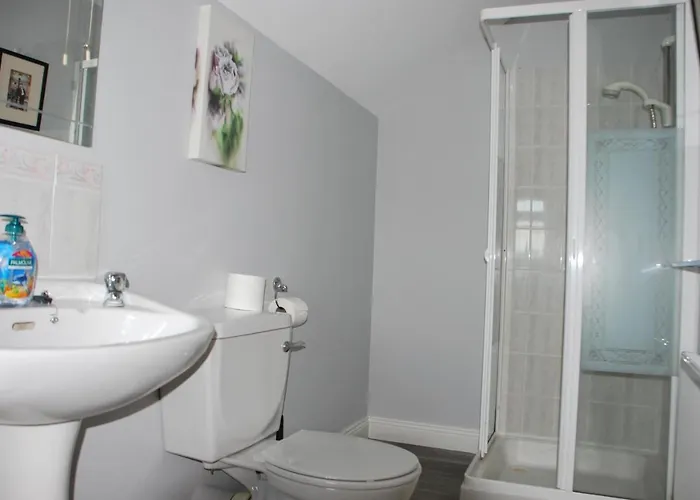 Kemar House Post Code F26rr28 ベルマレット